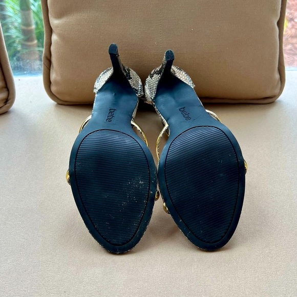 Sandals - Picture 5 of 5